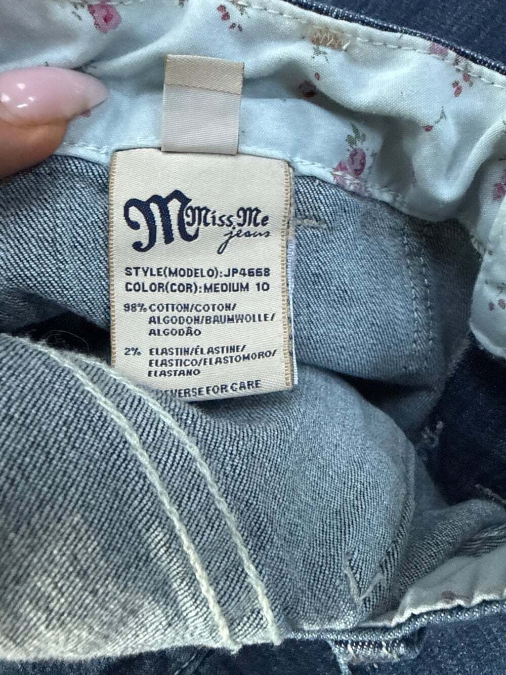 Miss Me 'Reminisce' Flare Leg Jeans | Size 27 - Picture 3 of 4